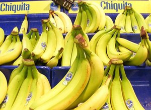Chiquita banana stand