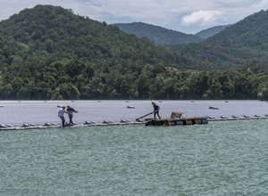 Floating solar project Vietnam