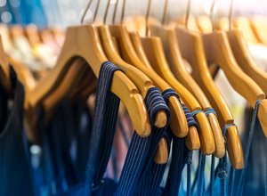 clothing hangers shop