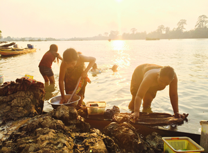 Sesan_River_in_Stueng_Treng,_Cambodia.png