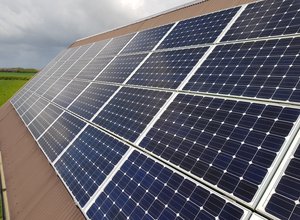 Solar PV Pixabay Michael Yeoman
