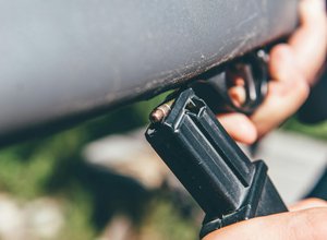 guns, arms