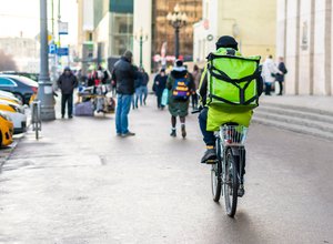 Delivery rider