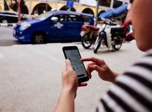 uber-iphone-street-guy.jpg
